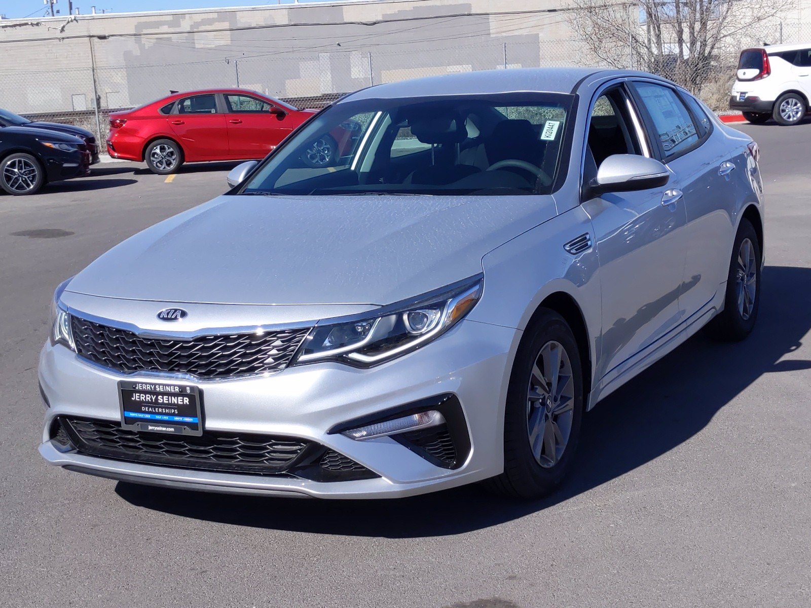 new-2020-kia-optima-lx-fwd-4dr-car